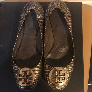 Authentic Tory Burch gold flats